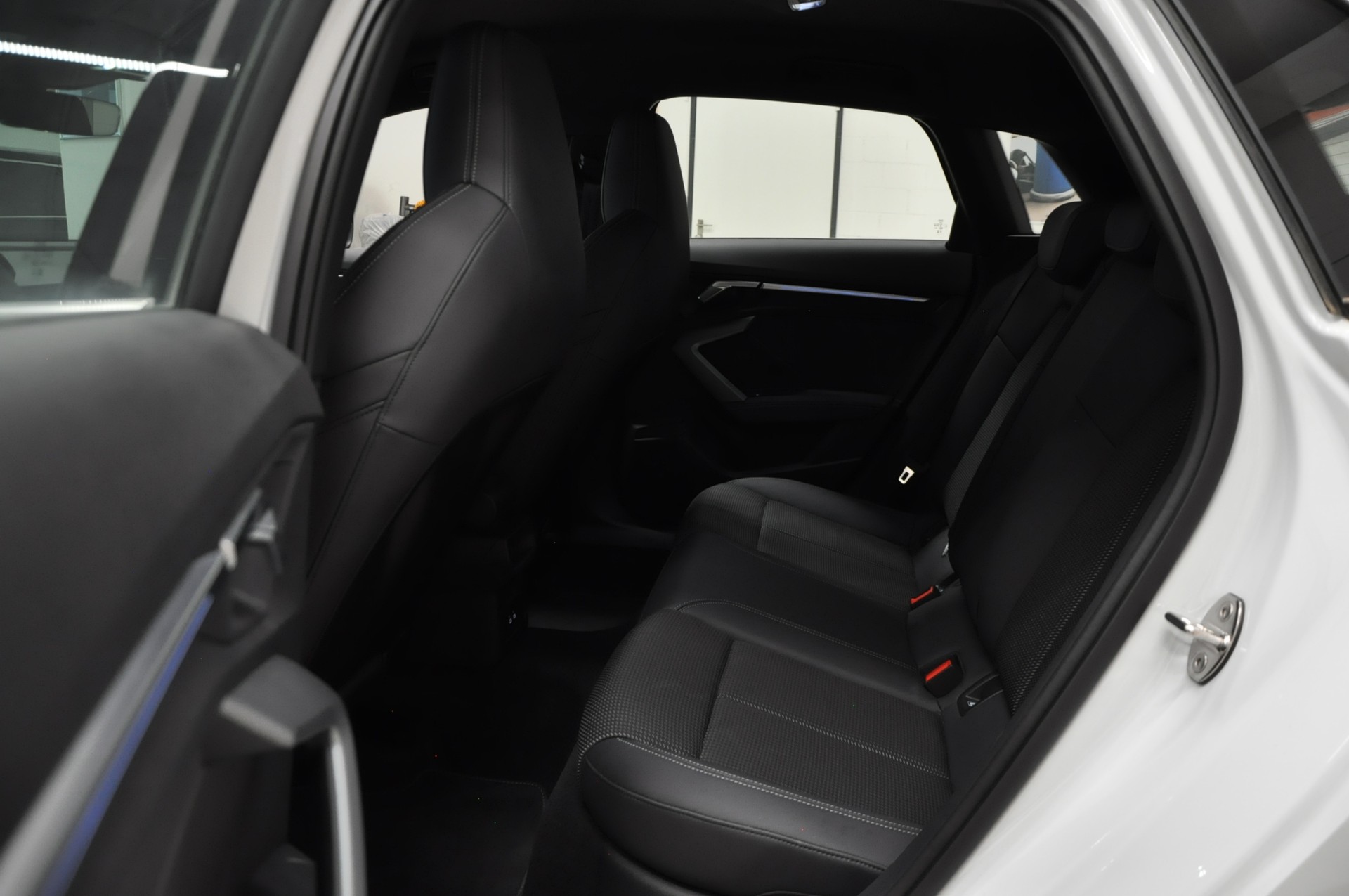 AUDI A3 Sportback 40 TFSI e advanced Attraction S-tronic-image-16