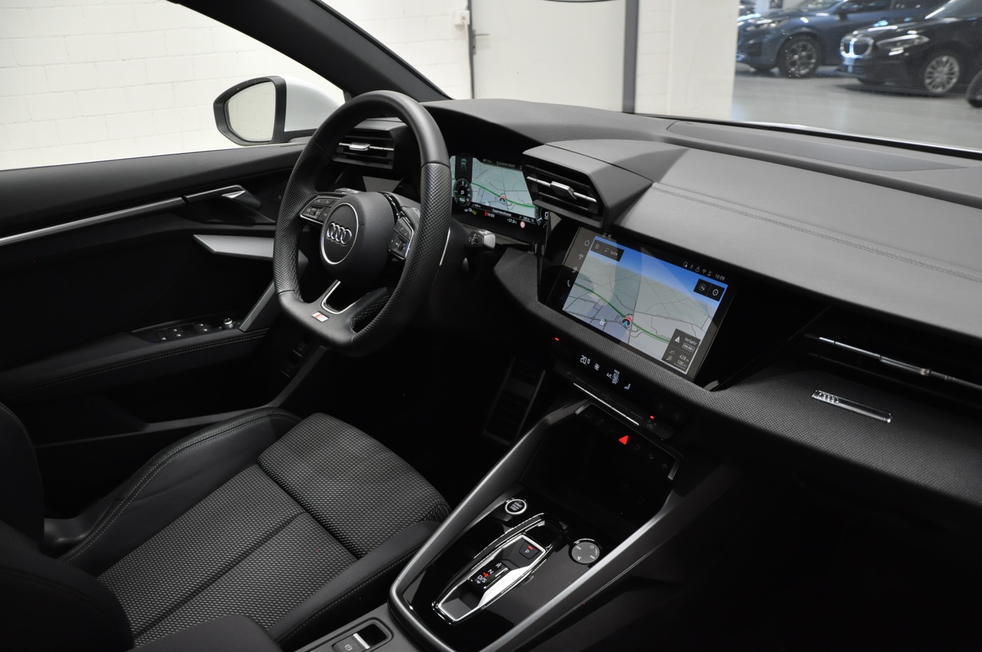 AUDI A3 Sportback 40 TFSI e advanced Attraction S-tronic-image-11