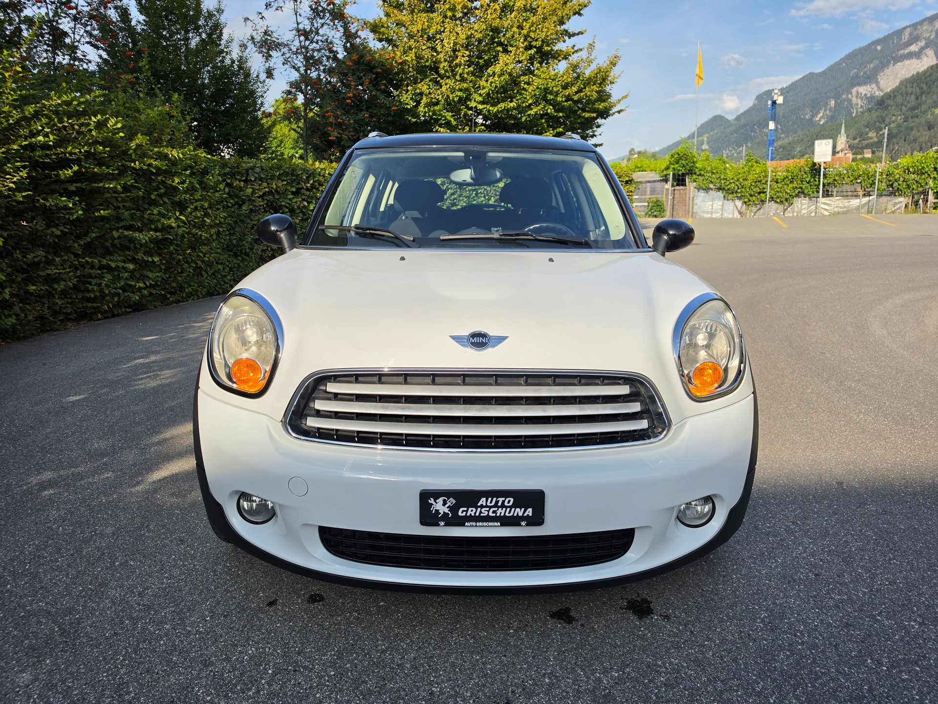 MINI Countryman Cooper D ALL4-image-7