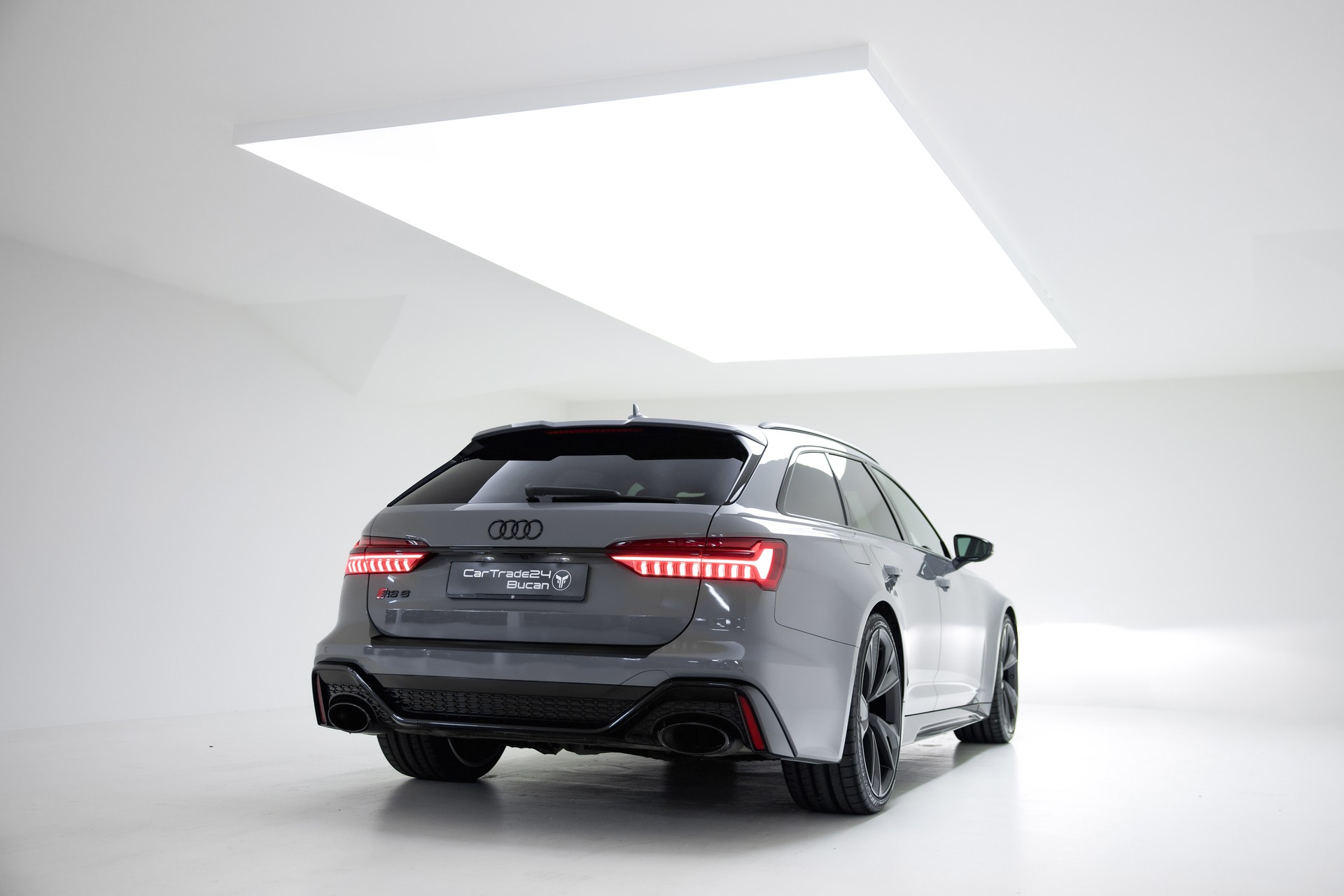 AUDI RS6 Avant 4.0 TFSI V8 quattro-image-7