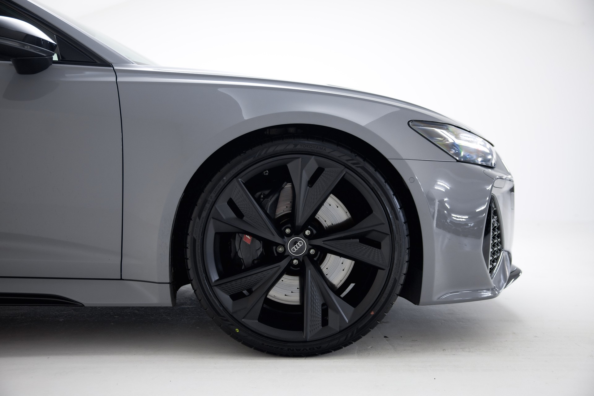 AUDI RS6 Avant 4.0 TFSI V8 quattro-image-13