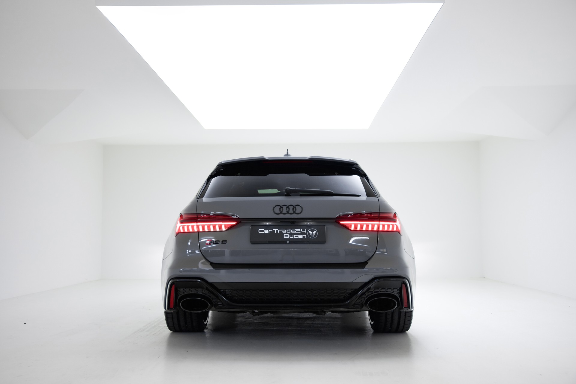 AUDI RS6 Avant 4.0 TFSI V8 quattro-image-8