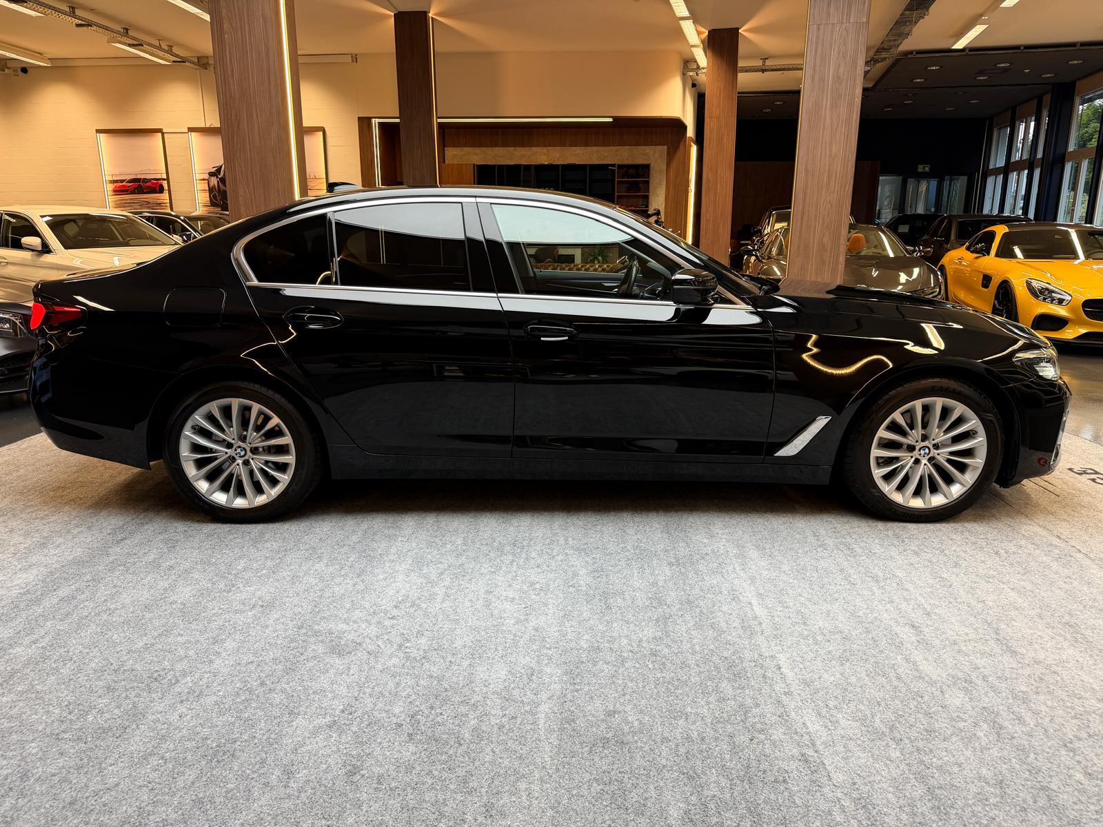 BMW 520d xDrive-image-7