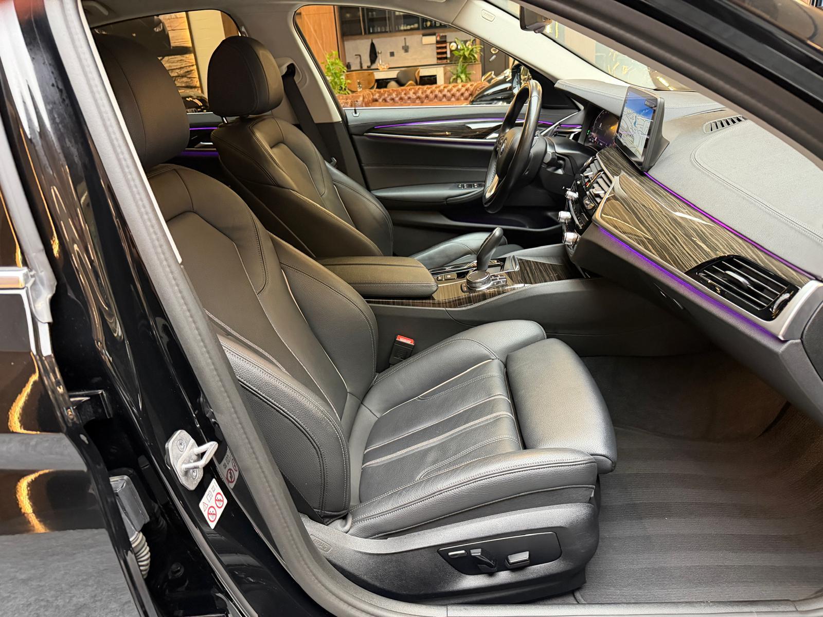 BMW 520d xDrive-image-14