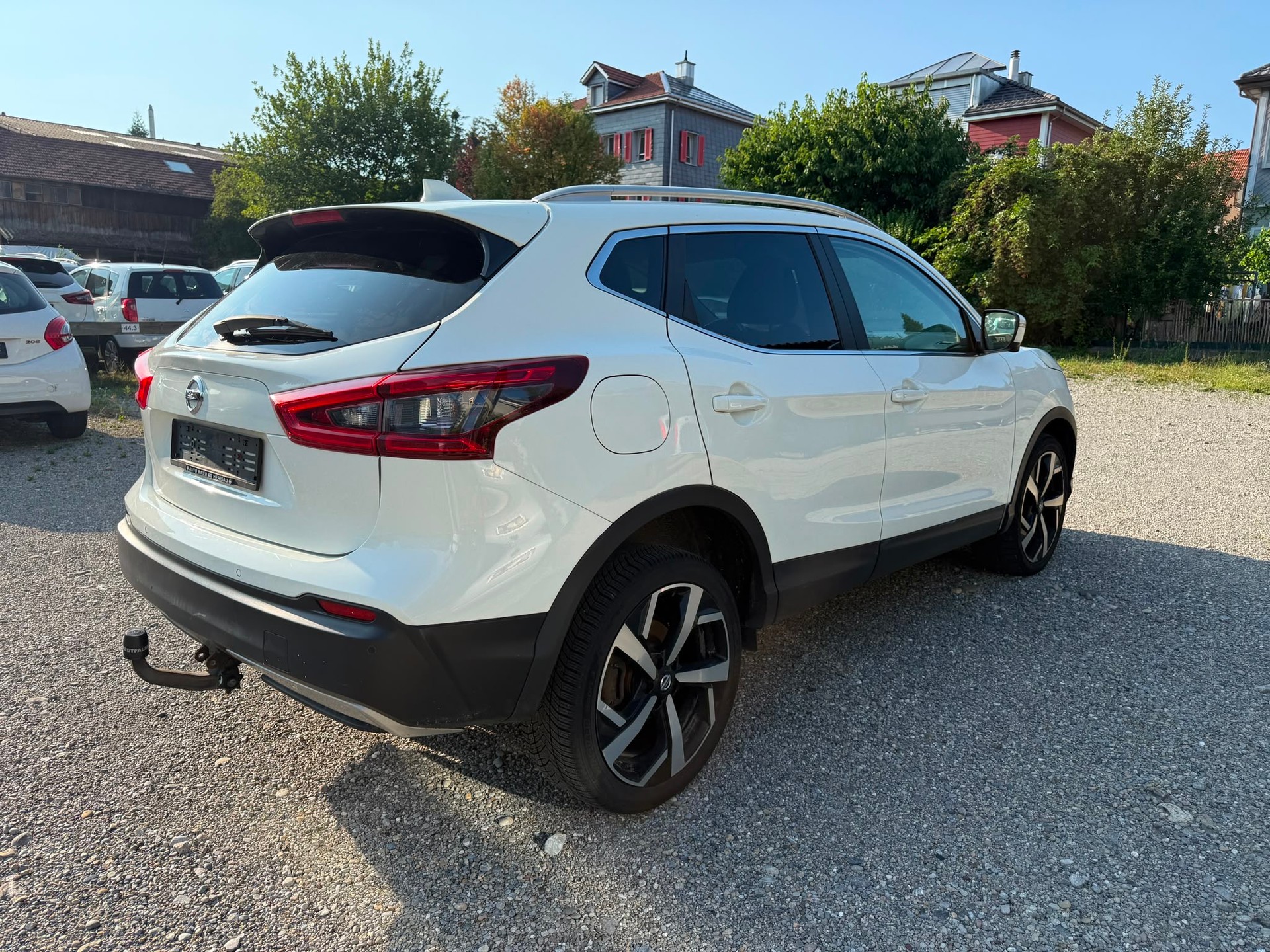 NISSAN Qashqai 1.7 dCi tekna Xtronic ALL-MODE 4x4-image-9