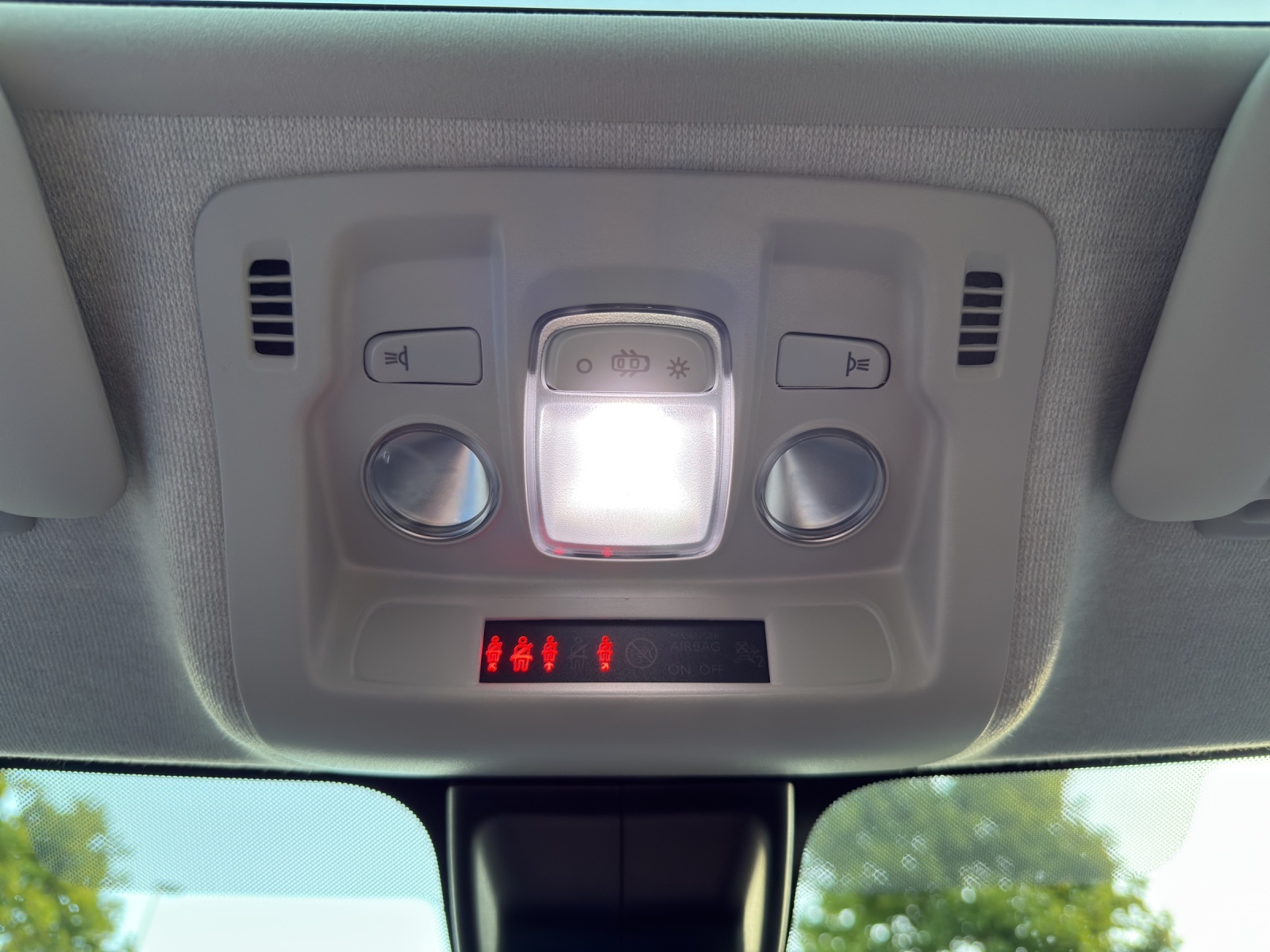 CITROEN C3 1.2i PureTech Feel EAT-image-25