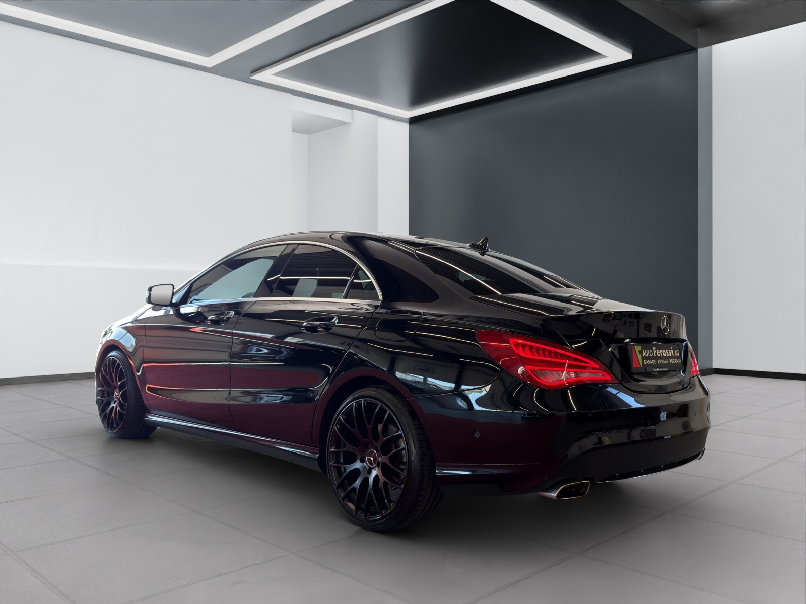MERCEDES-BENZ CLA 200 7G-DCT-image-3