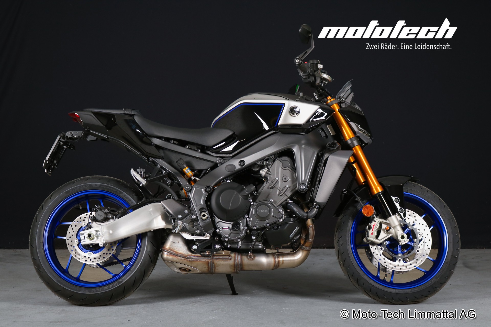YAMAHA MT-09 SP (35kW)-showroom-element-1