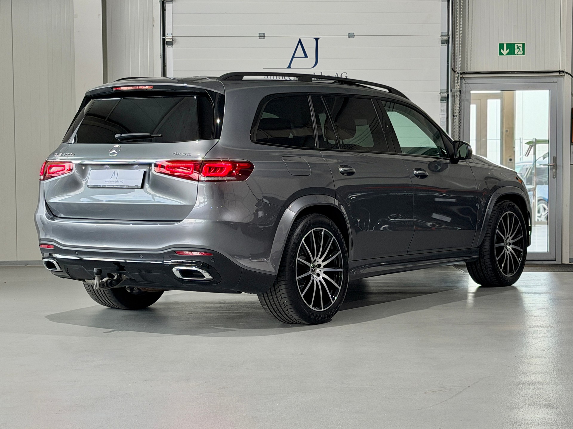 MERCEDES-BENZ GLS 400 d 4Matic AMG Line 9G-Tronic (CH)-image-12