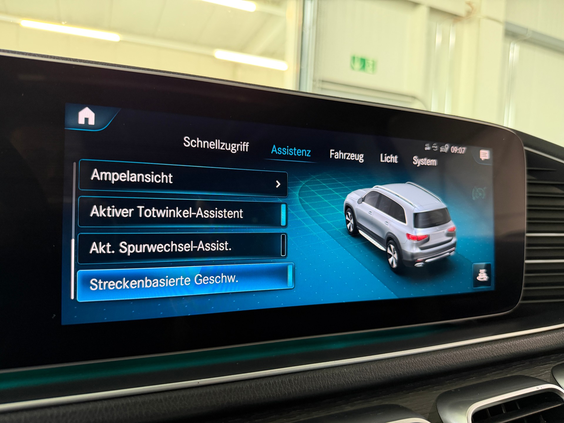 MERCEDES-BENZ GLS 400 d 4Matic AMG Line 9G-Tronic (CH)-image-22