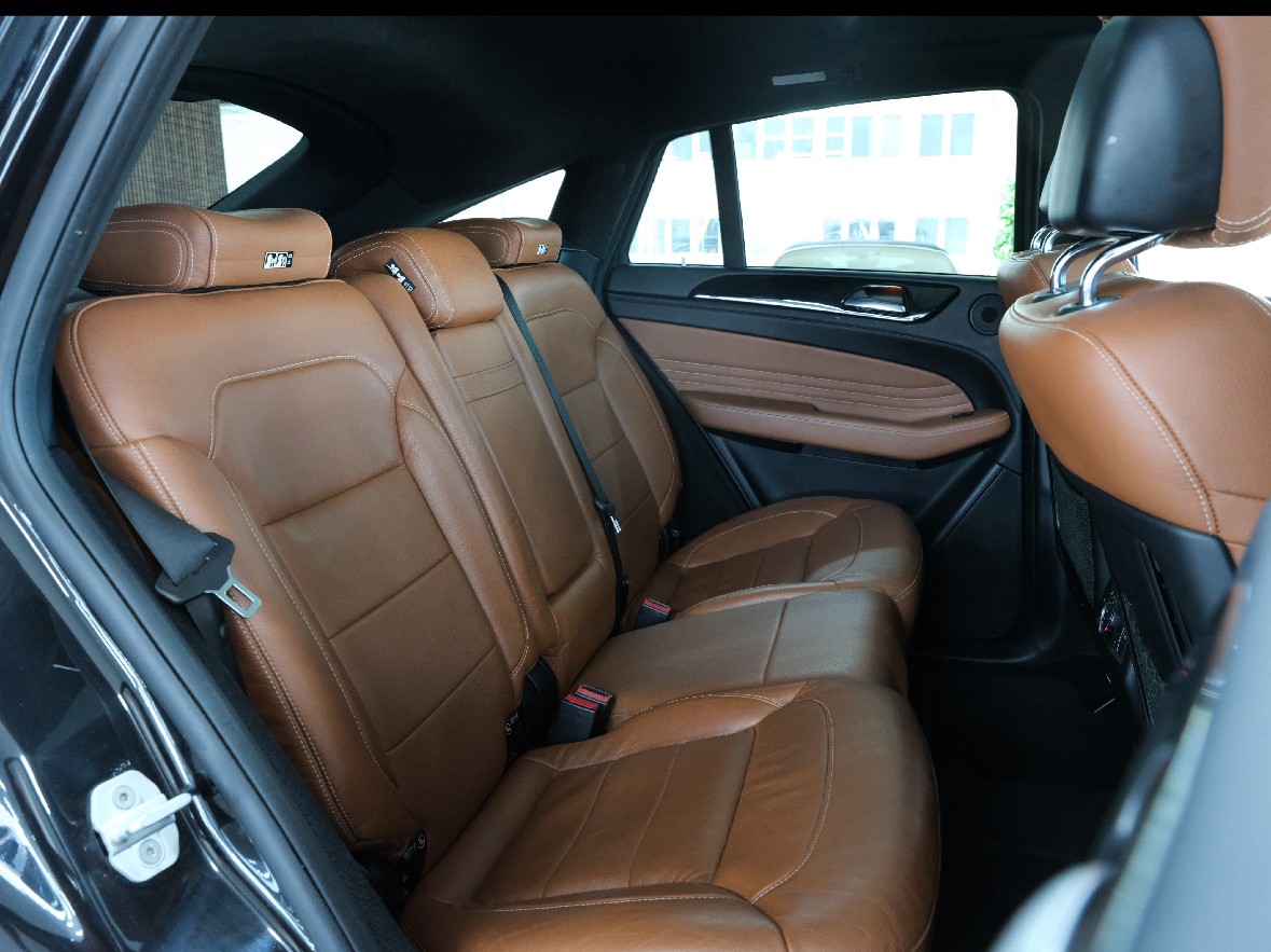 MERCEDES-BENZ GLE Coupé 350 d 4Matic 9G-Tronic-image-9