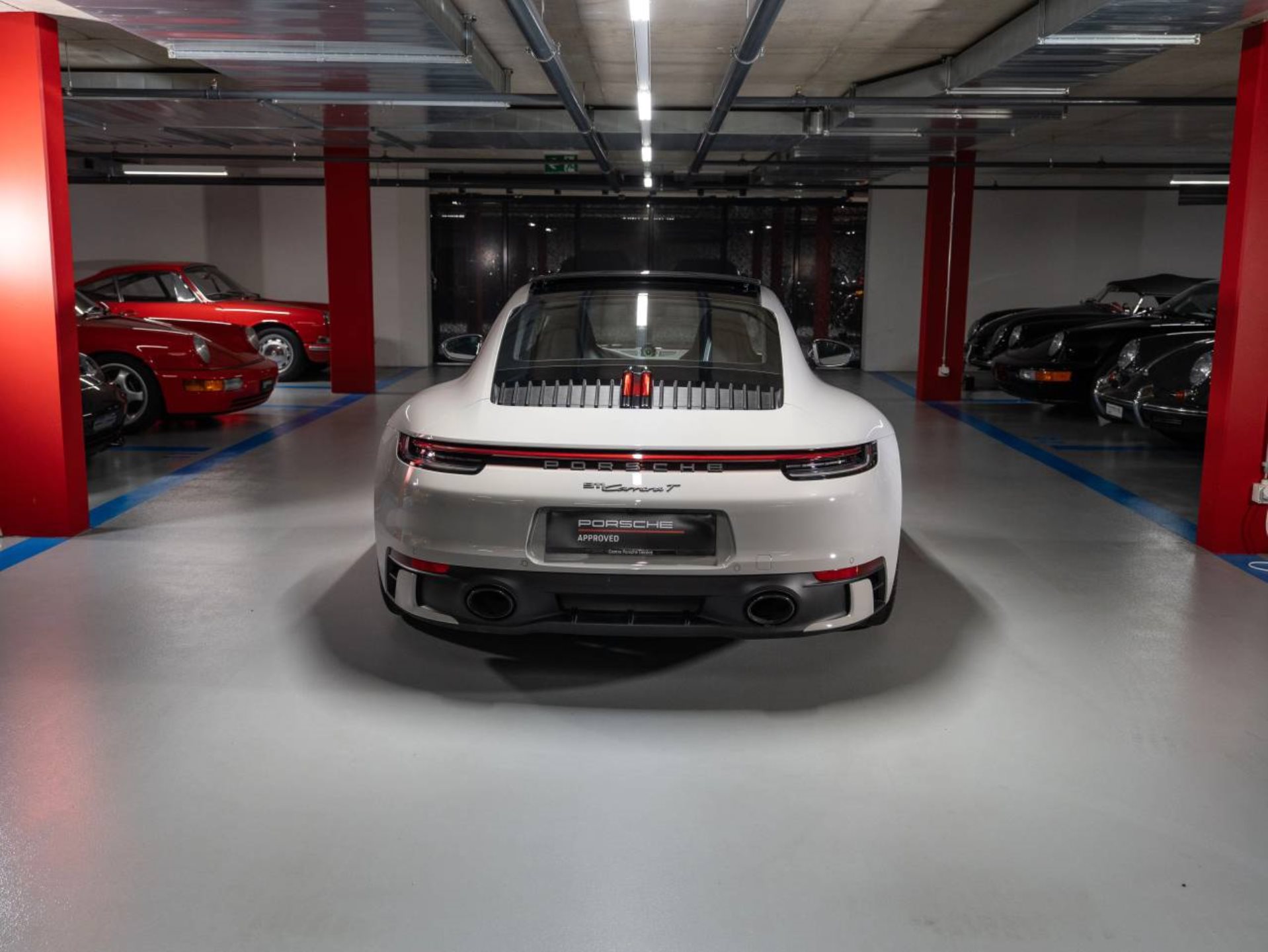 PORSCHE 911 Carrera T-image-7