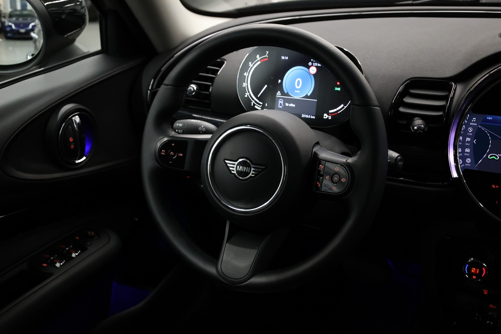 MINI Clubman F54 1.5i Cooper-image-14
