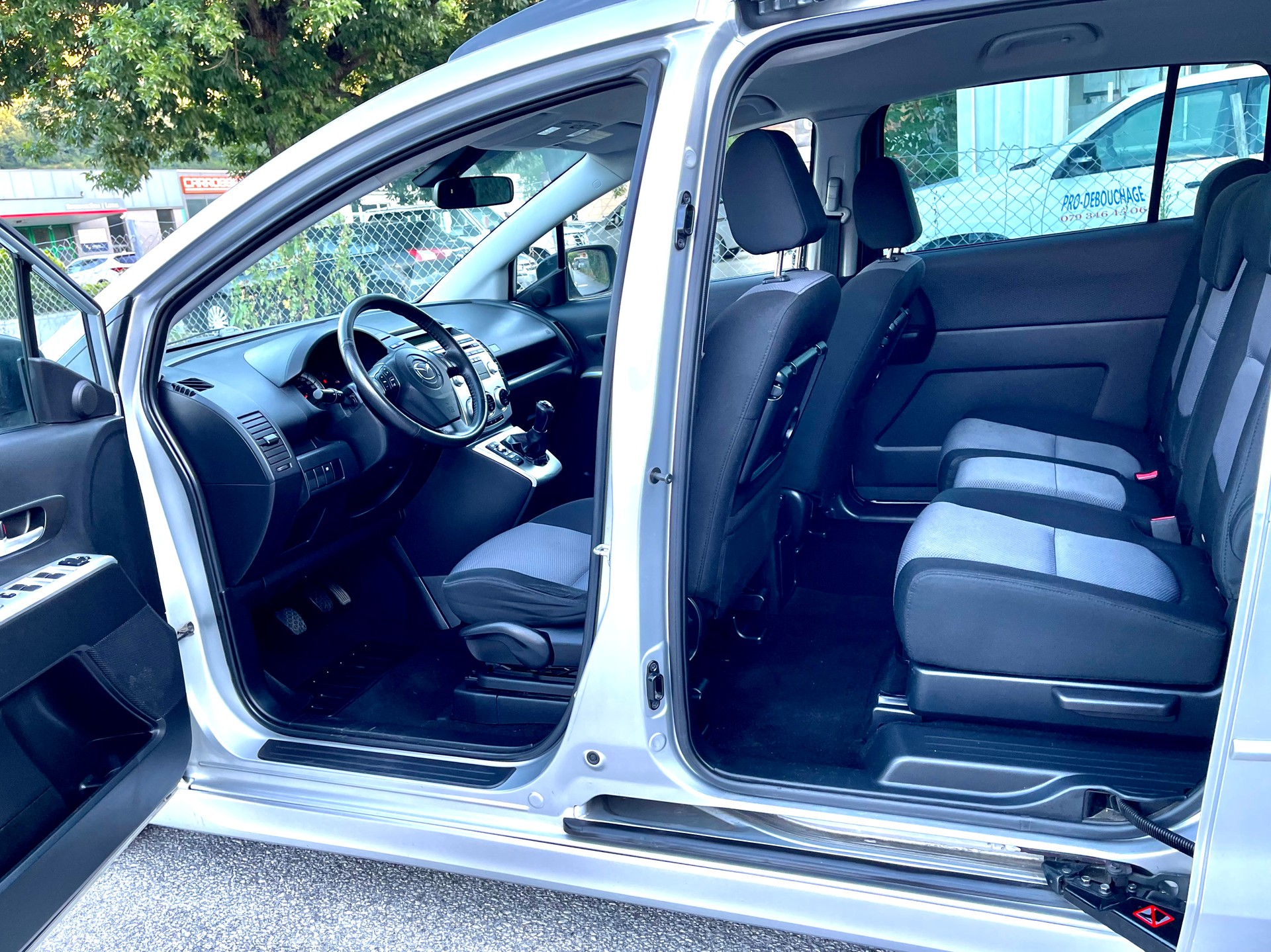 MAZDA 5 2.0 16V Exclusive-image-19