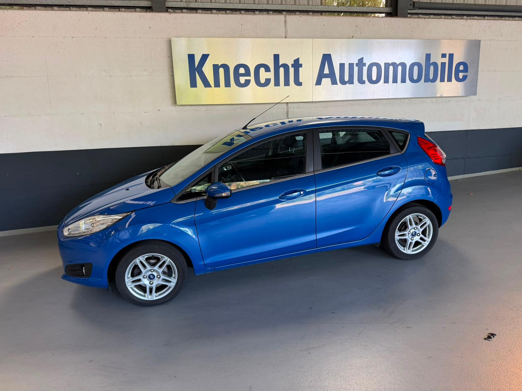 FORD Fiesta 1.0 EcoB 100 Titanium-image-0