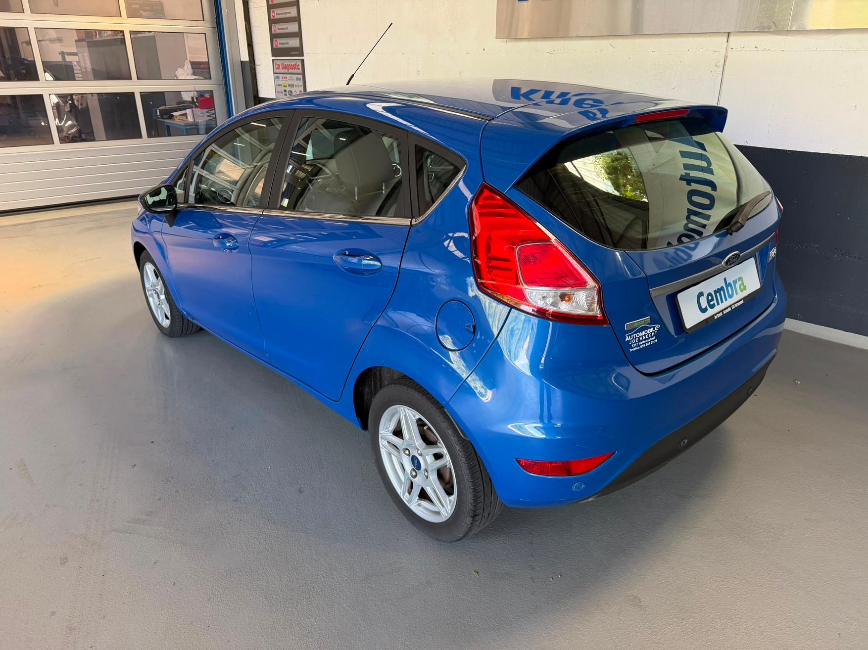FORD Fiesta 1.0 EcoB 100 Titanium-image-2