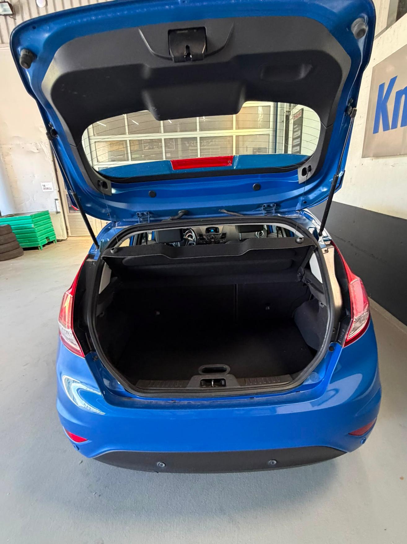 FORD Fiesta 1.0 EcoB 100 Titanium-image-6