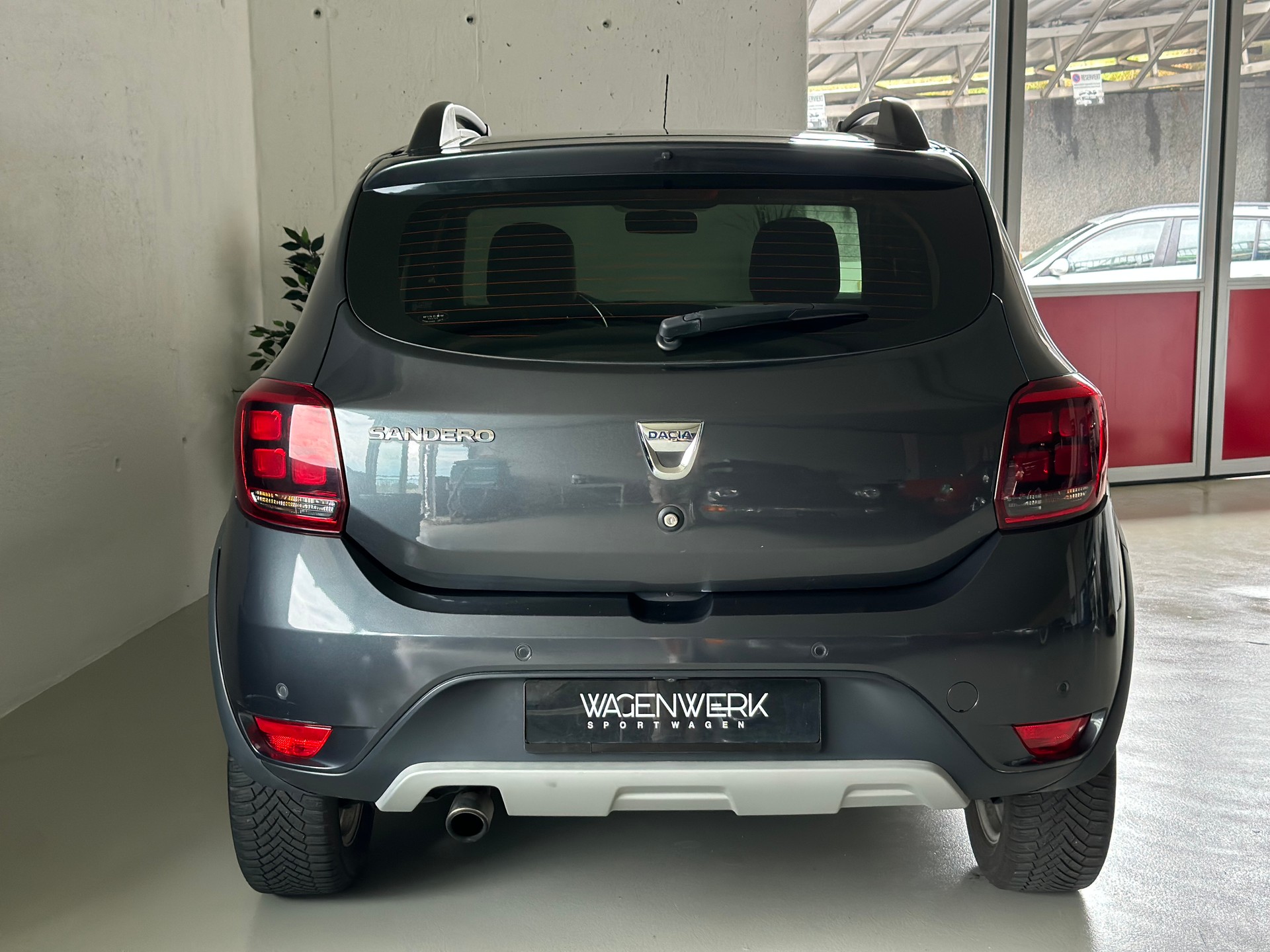 DACIA Sandero Tce 90 Stepway Automatic-image-10