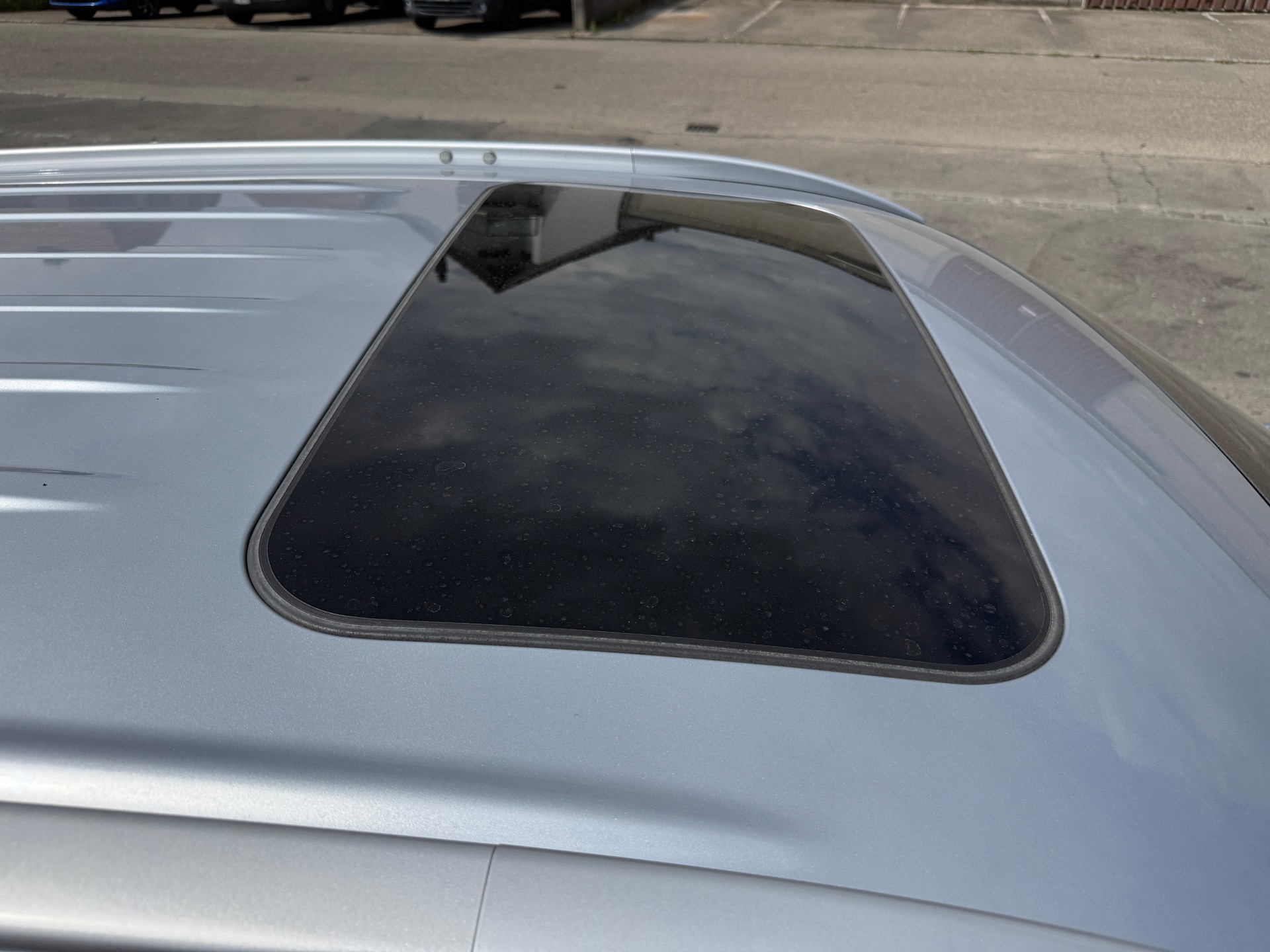 MITSUBISHI Outlander 2.0 PHEV Navigator eAssist-image-6