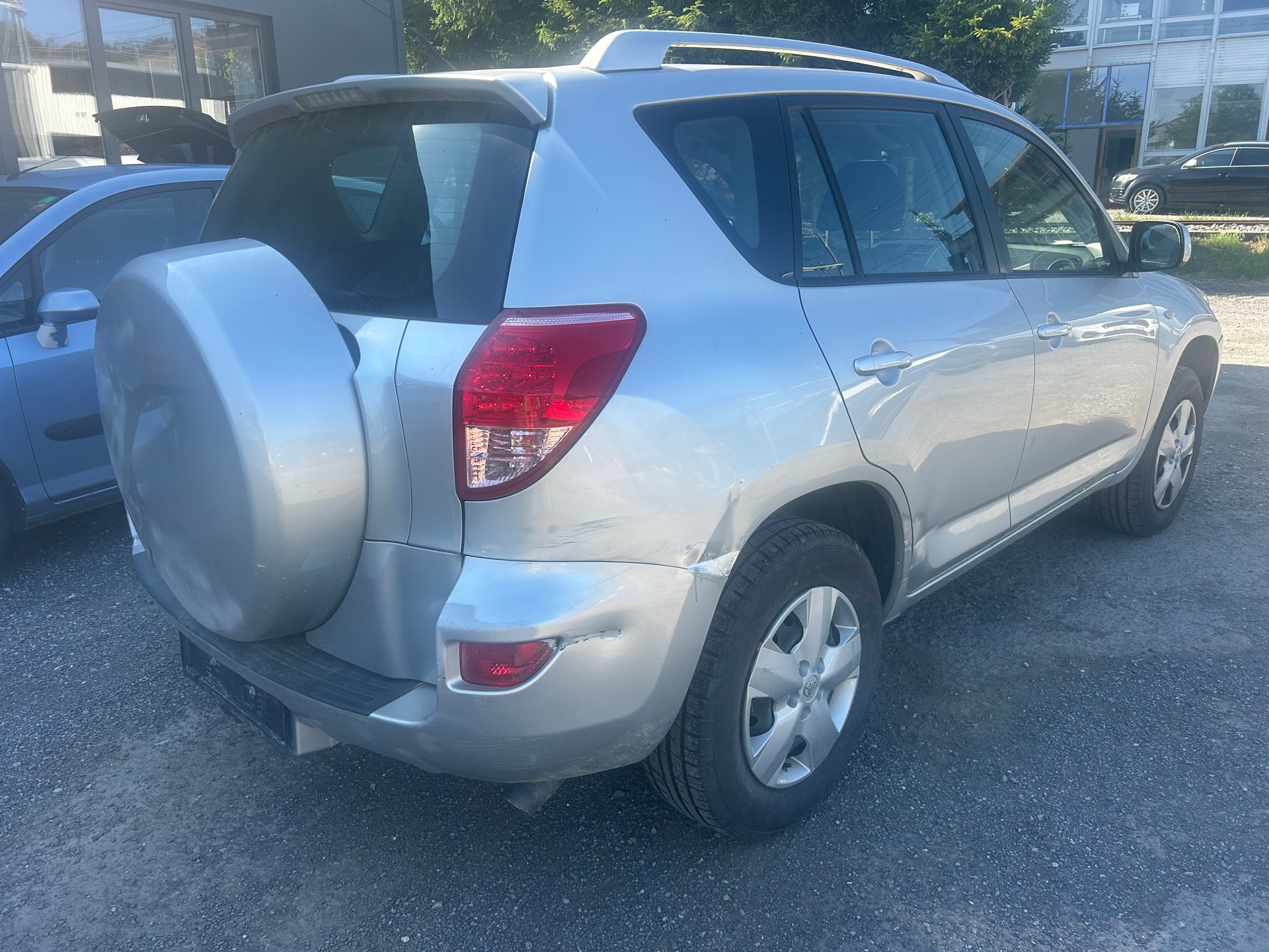 TOYOTA RAV-4 2.0 16V Linea Luna-image-2