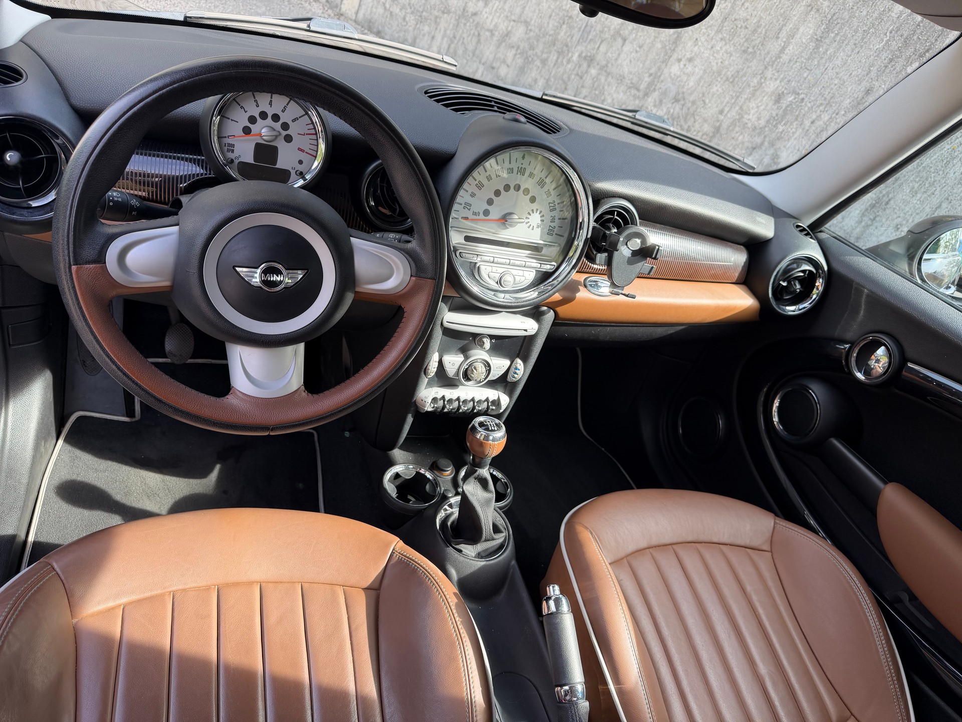 MINI Cooper 50th-image-6