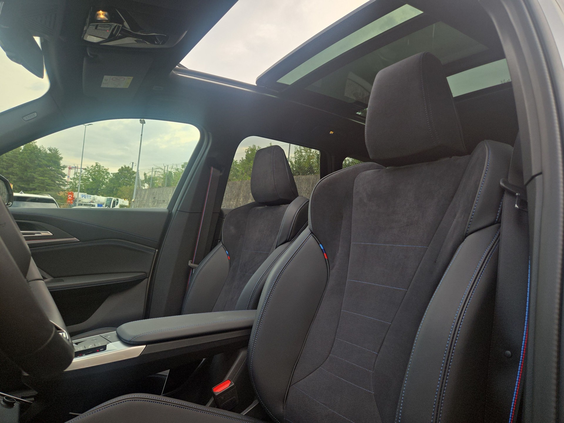 BMW X1 xDrive 30e M Sport Pro-image-9