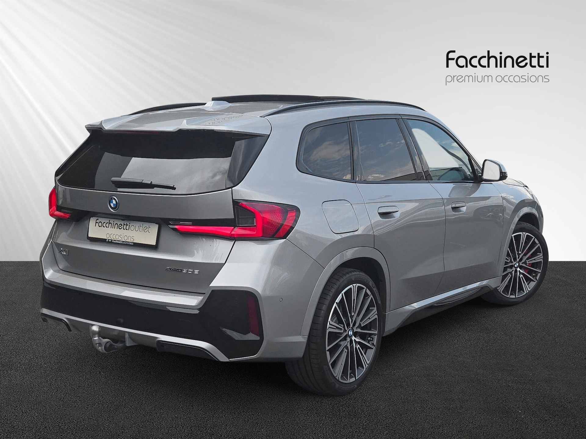 BMW X1 xDrive 30e M Sport Pro-showroom-element-2