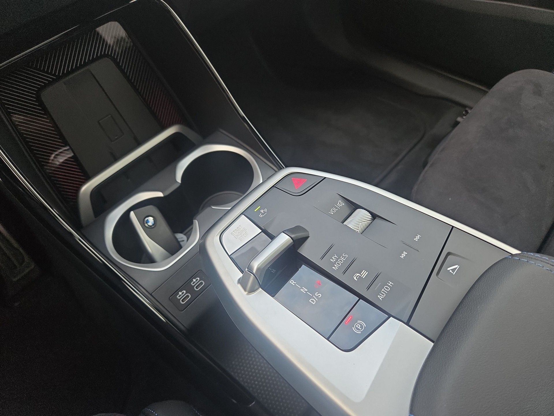 BMW X1 xDrive 30e M Sport Pro-image-10