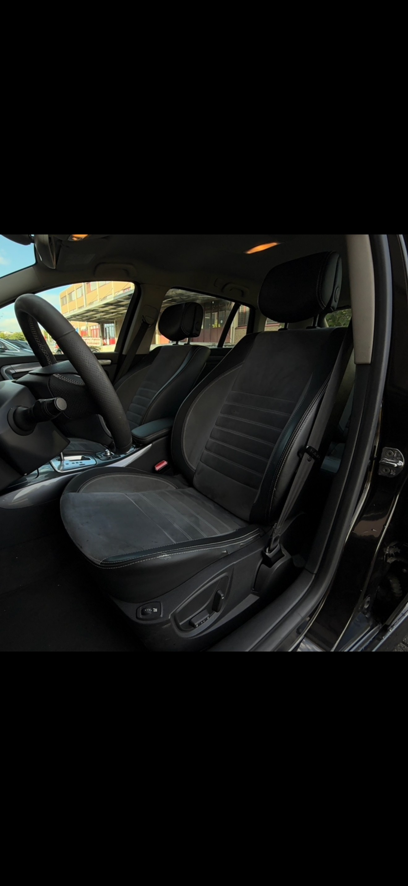 RENAULT Laguna Grandtour 2.0 dCi Dynamique Automatic-image-6