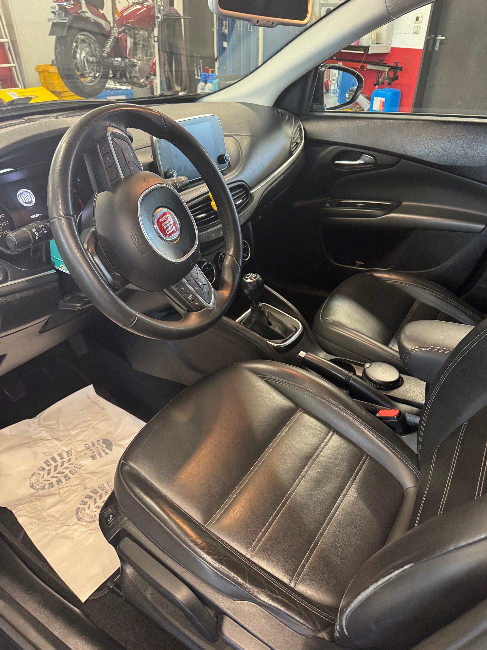 FIAT Tipo 1.4TJet Lounge-image-10