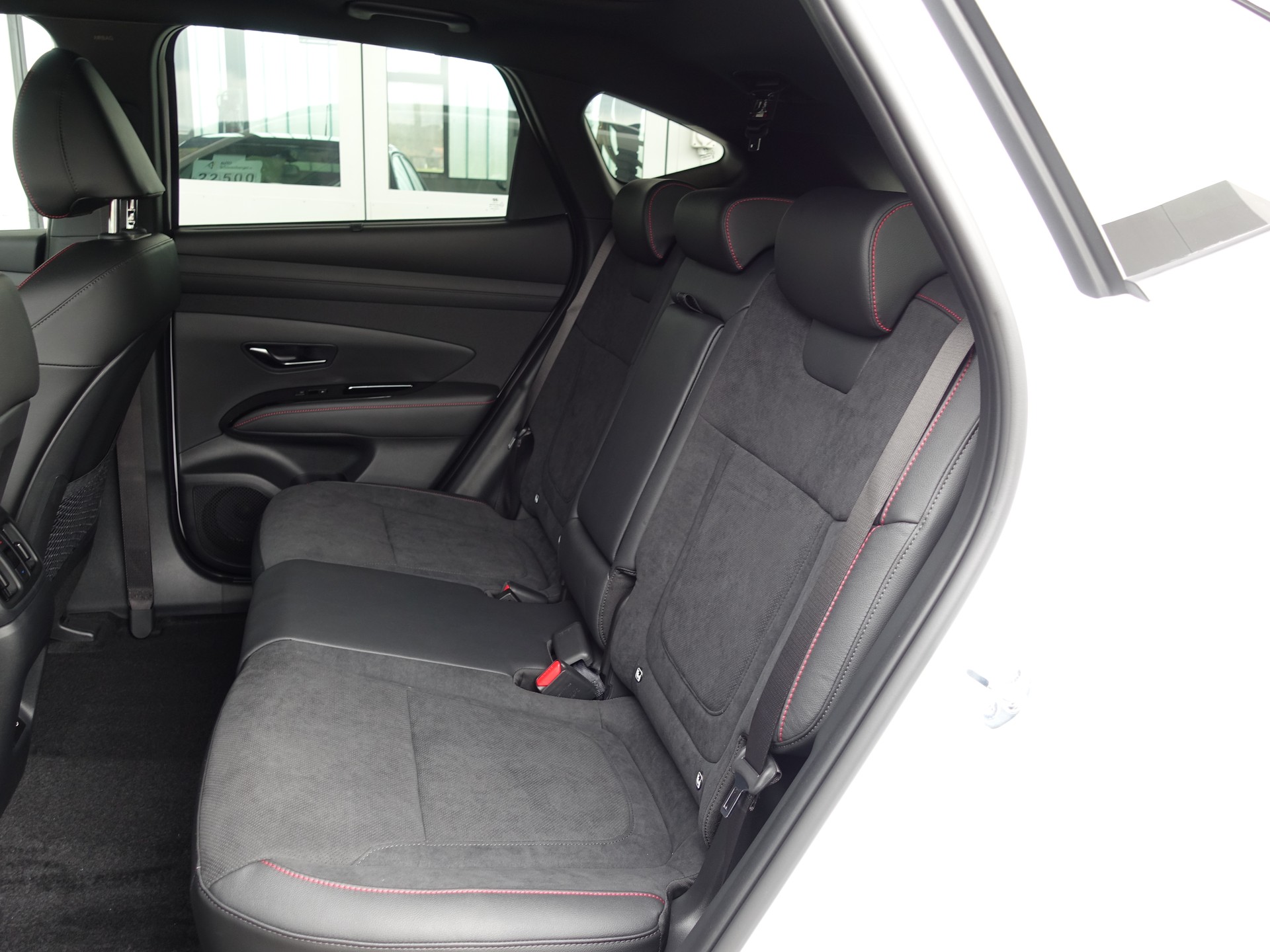 HYUNDAI Tucson 1.6PHEV N-L LUX 4W Vollausstattung-image-27