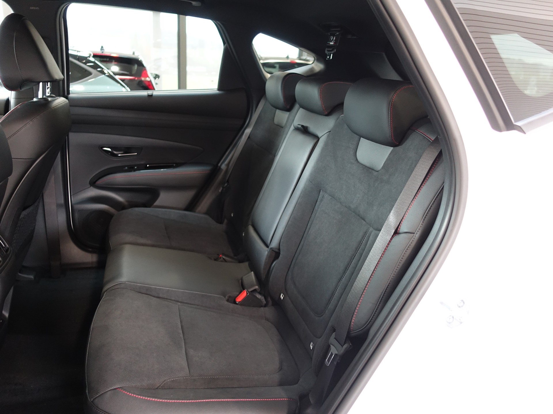 HYUNDAI Tucson 1.6PHEV N-L LUX 4W Vollausstattung-image-10