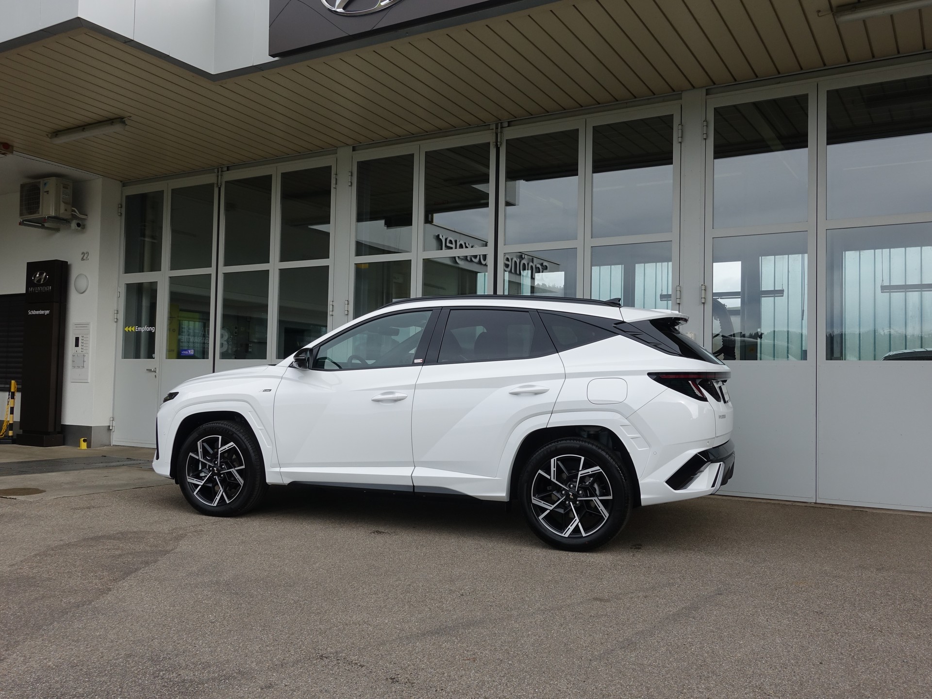 HYUNDAI Tucson 1.6PHEV N-L LUX 4W Vollausstattung-image-20