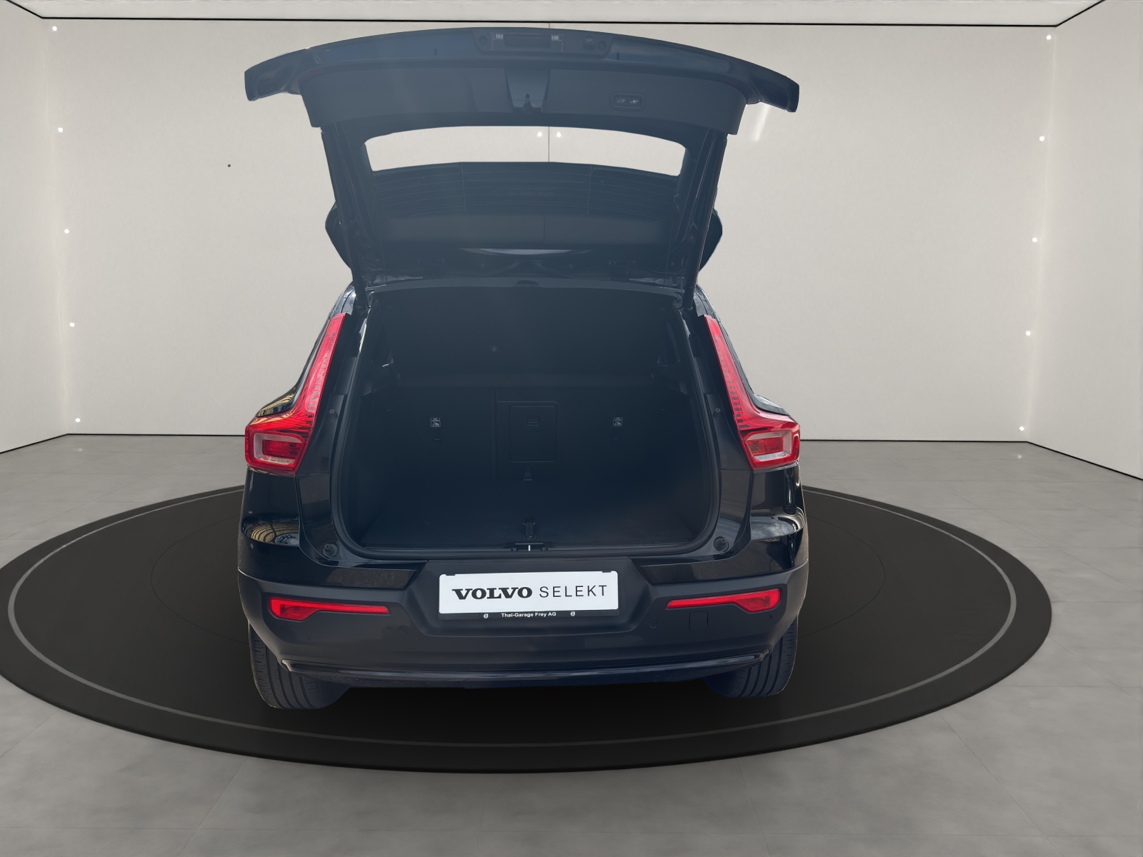 VOLVO XC40 2.0 B4 MH Plus Dark AWD-image-3