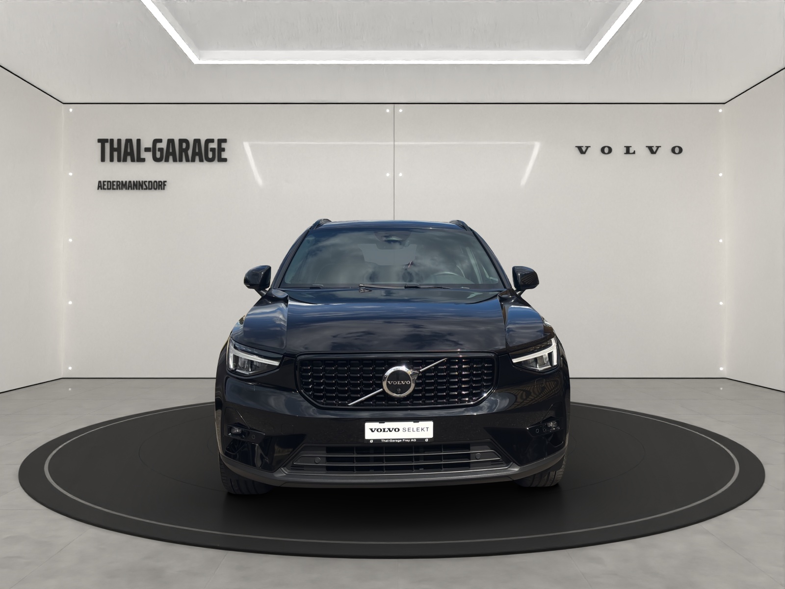 VOLVO XC40 2.0 B4 MH Plus Dark AWD-image-12