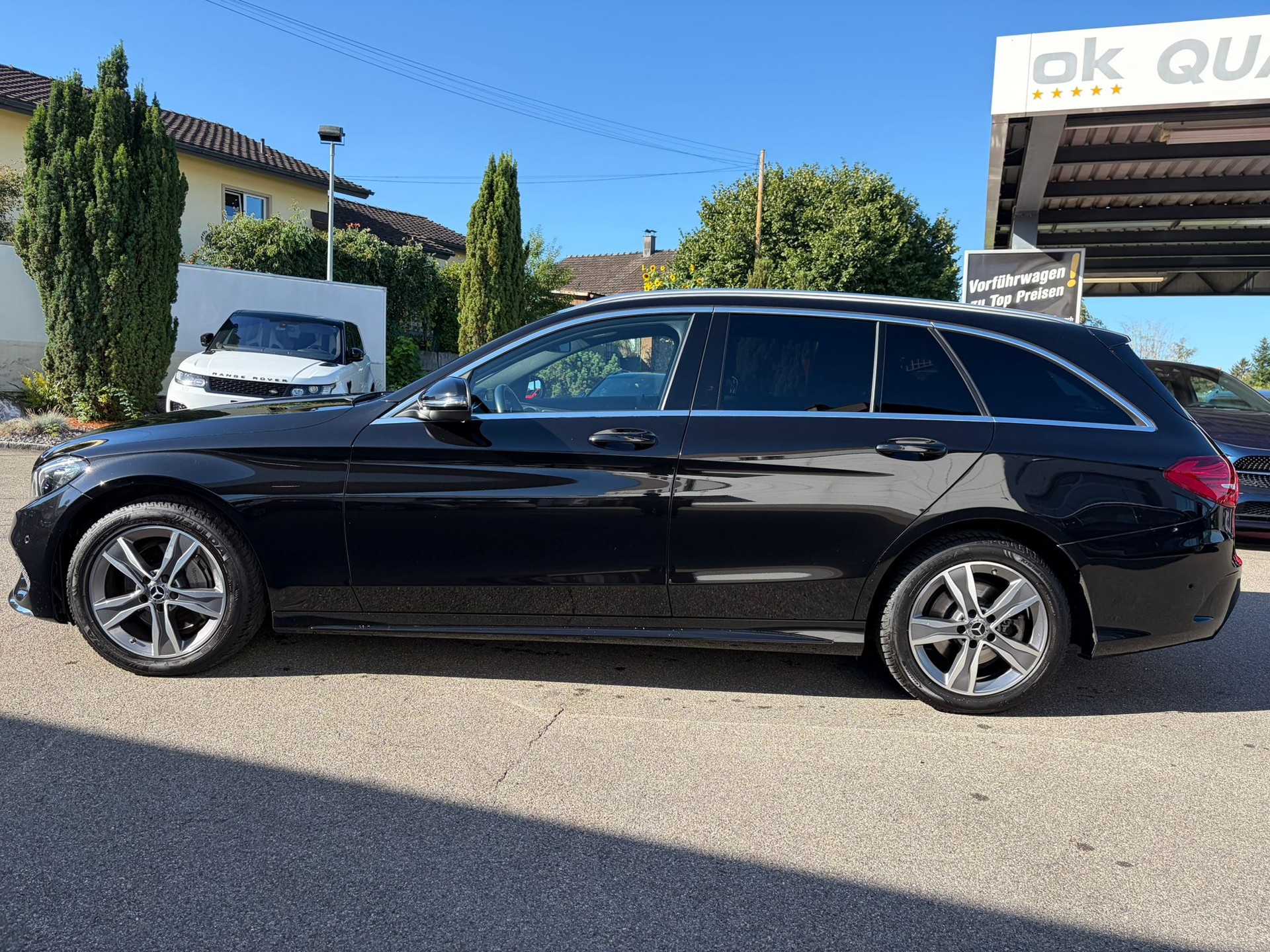 MERCEDES-BENZ C 180 AMG Line 9G-Tronic-image-3