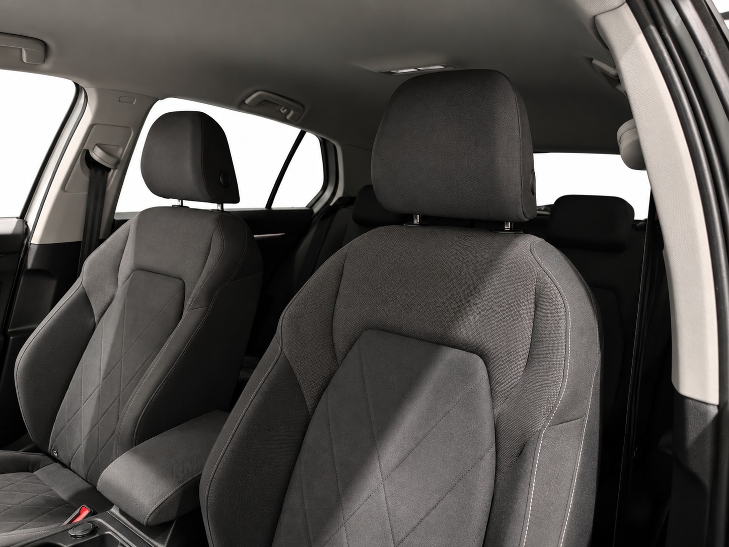 VW Golf VIII 1.4 TSI PHEV Style DSG-image-17