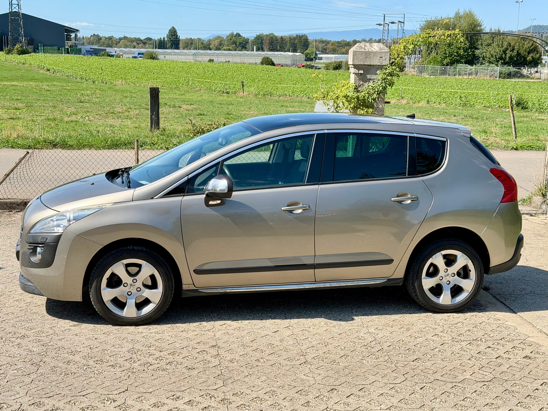 PEUGEOT 1.6 VTi 156 Platinum-image-0