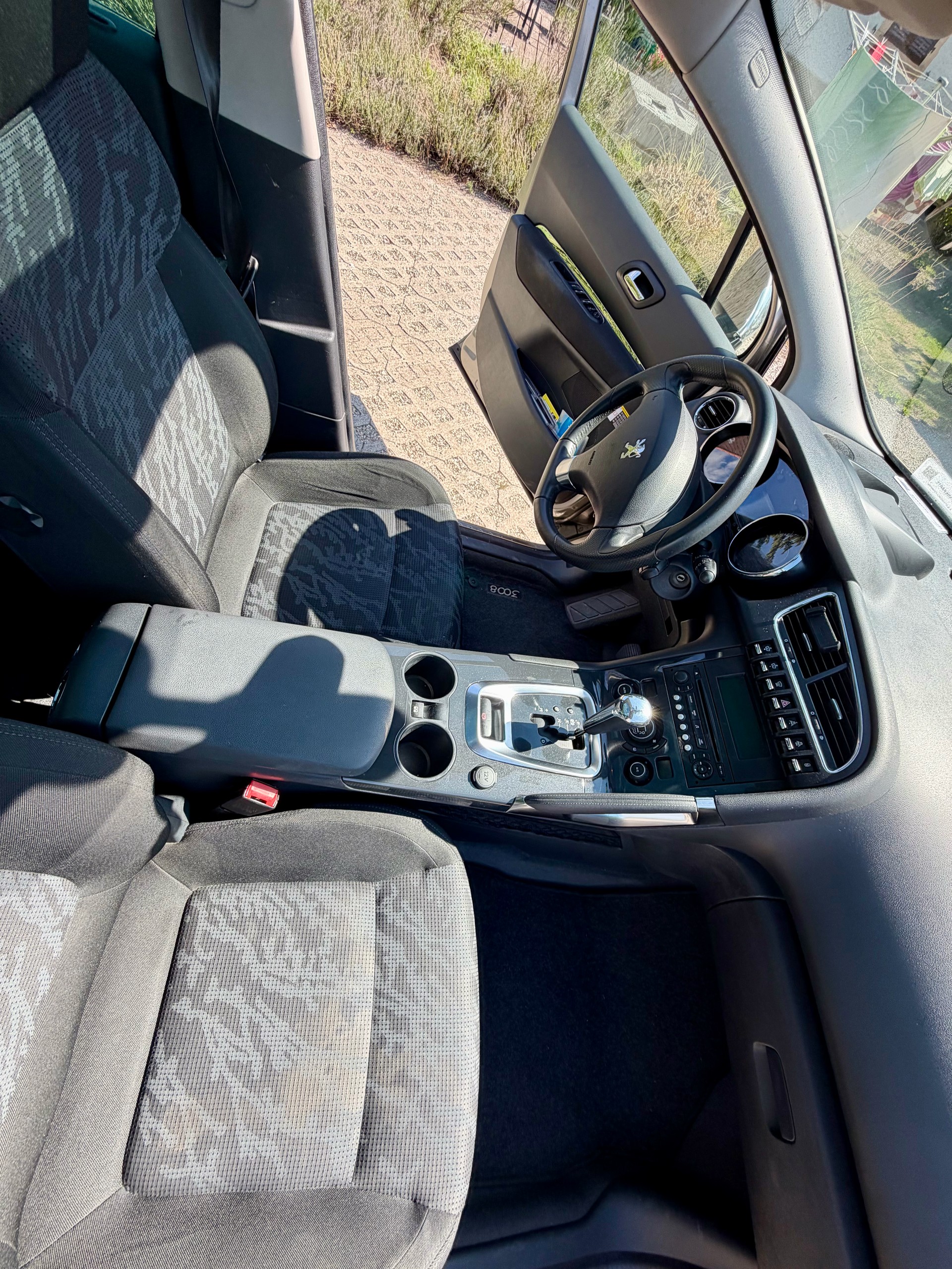 PEUGEOT 1.6 VTi 156 Platinum-image-4