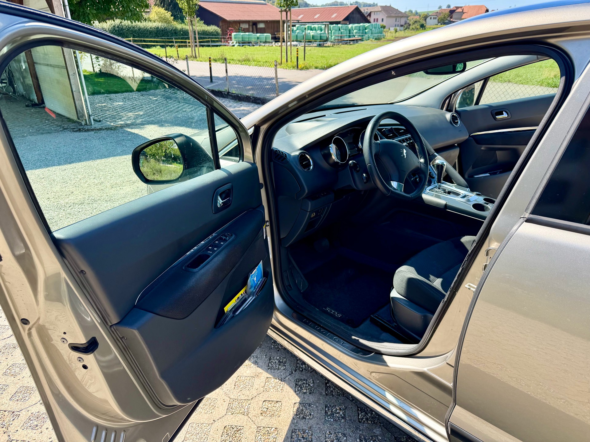 PEUGEOT 1.6 VTi 156 Platinum-image-2