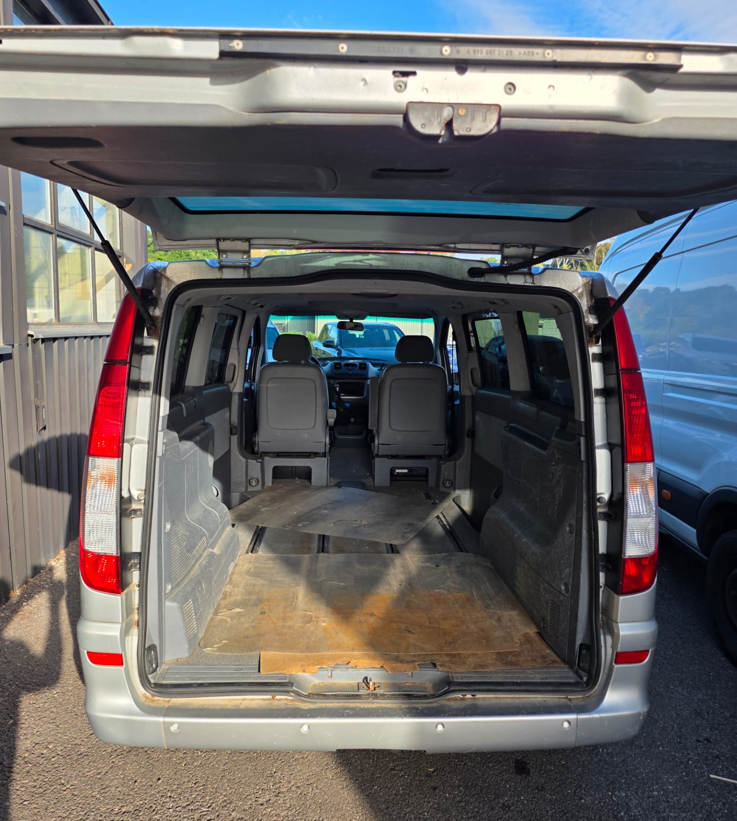 MERCEDES-BENZ Viano 3.0 Trend L Automat-image-10