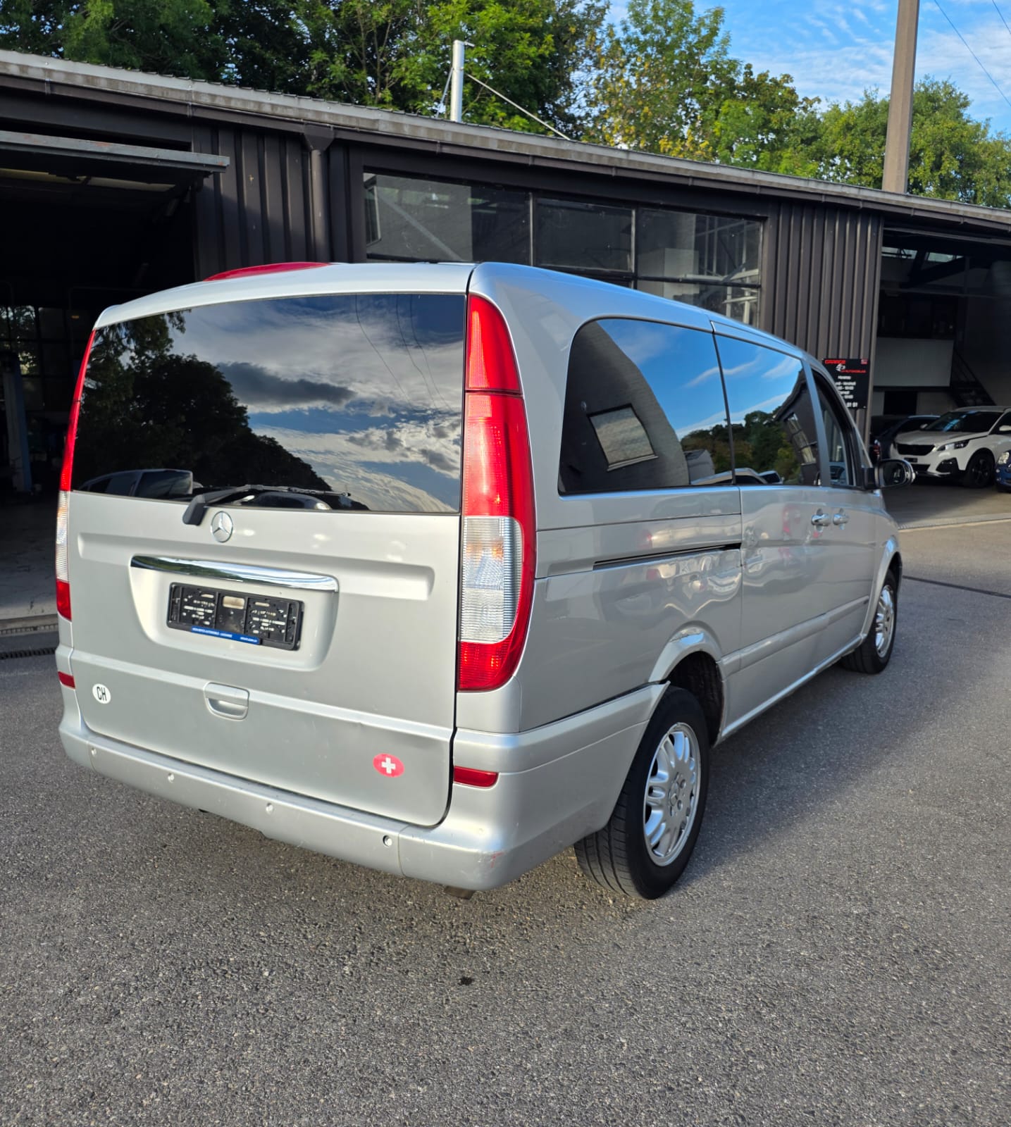 MERCEDES-BENZ Viano 3.0 Trend L Automat-image-9