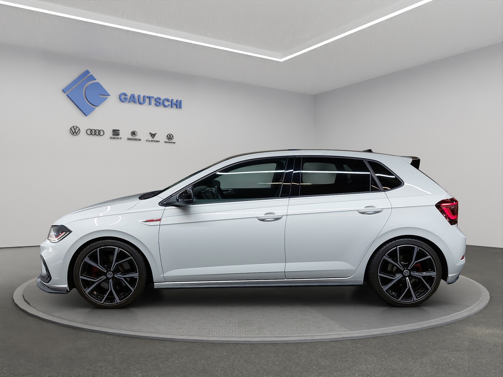 VW Polo 2.0 TSI GTI DSG-image-1