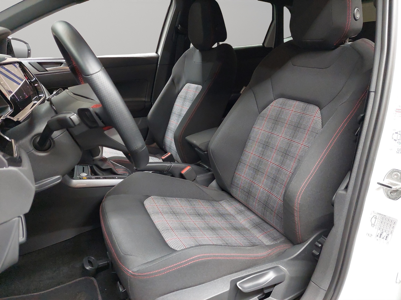 VW Polo 2.0 TSI GTI DSG-image-5