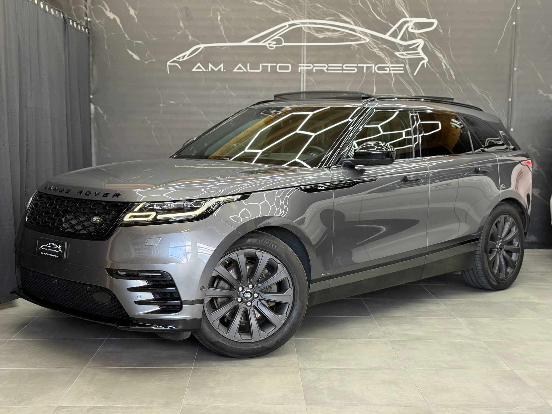 LAND ROVER Range Rover Velar R-Dynamic P 300 SE Automatic-image-0