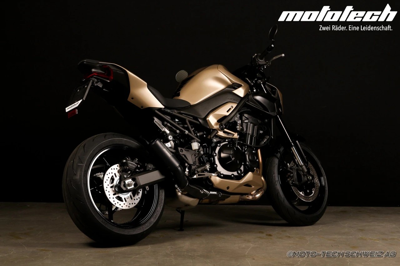 KAWASAKI Z 900 MY25 (35/91KW) STAGE 1 SHARK BRONZE EDITION-showroom-element-1