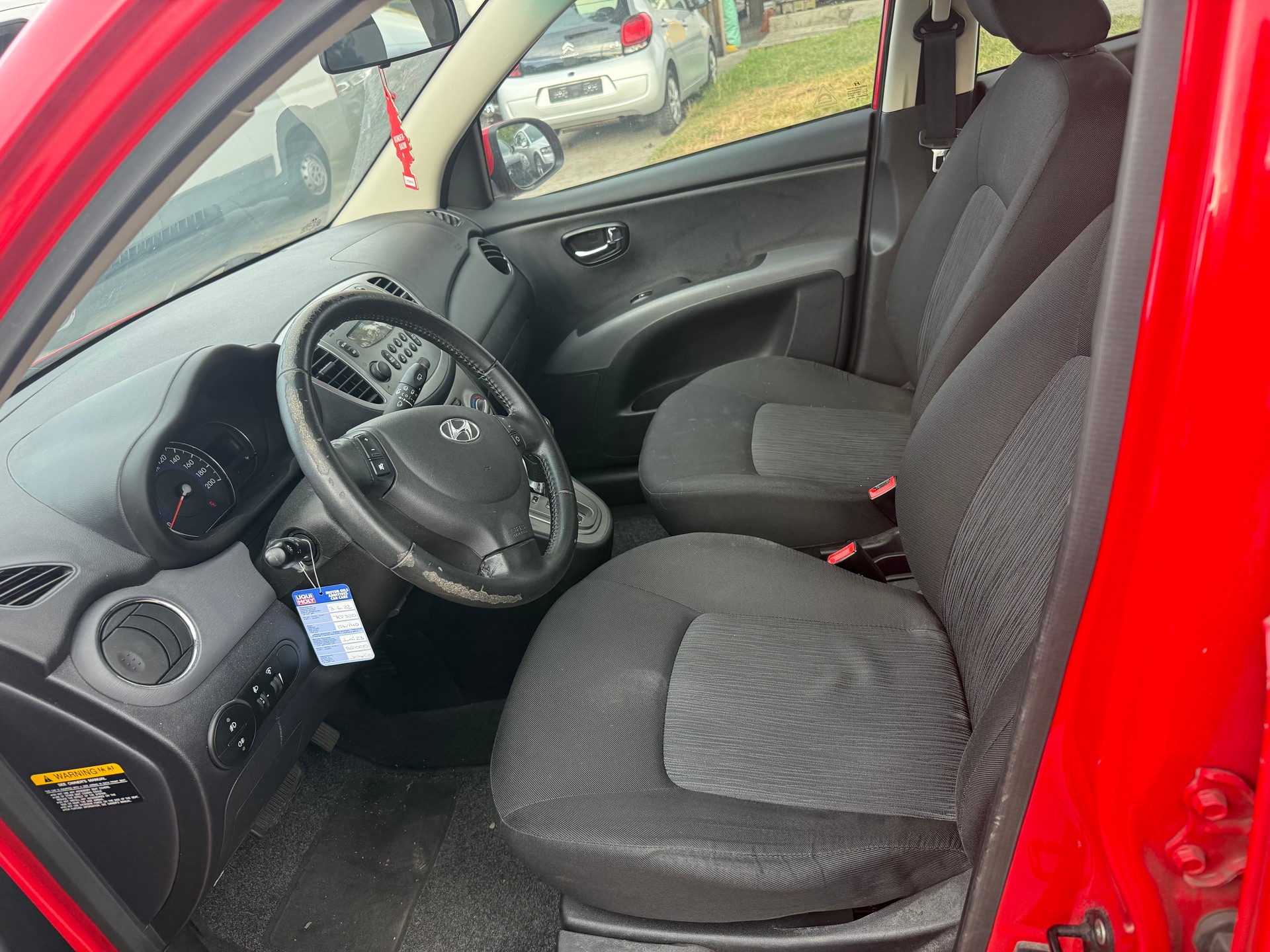 HYUNDAI i10 1.2 Style Automatic-image-10