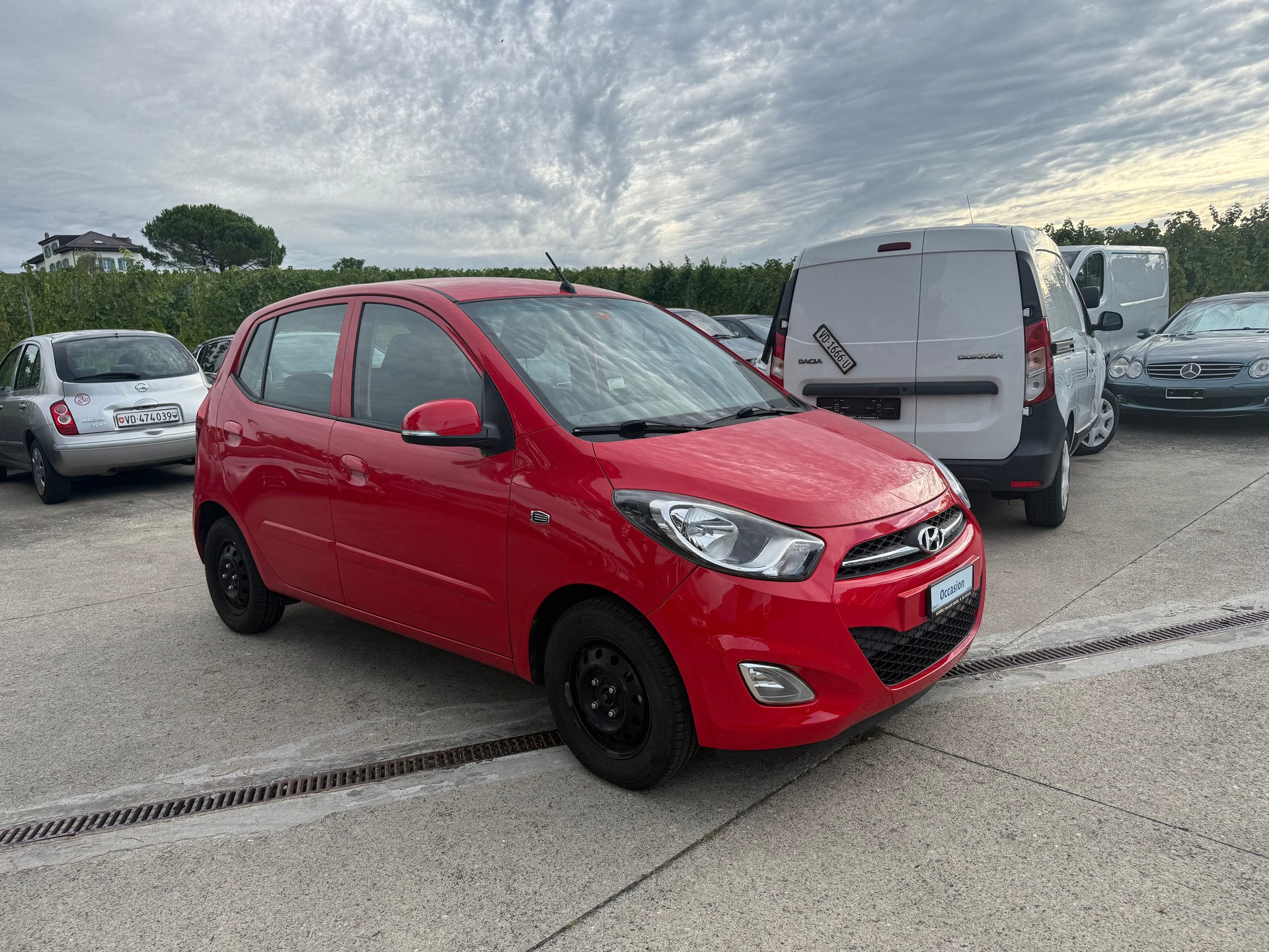 HYUNDAI i10 1.2 Style Automatic-image-6