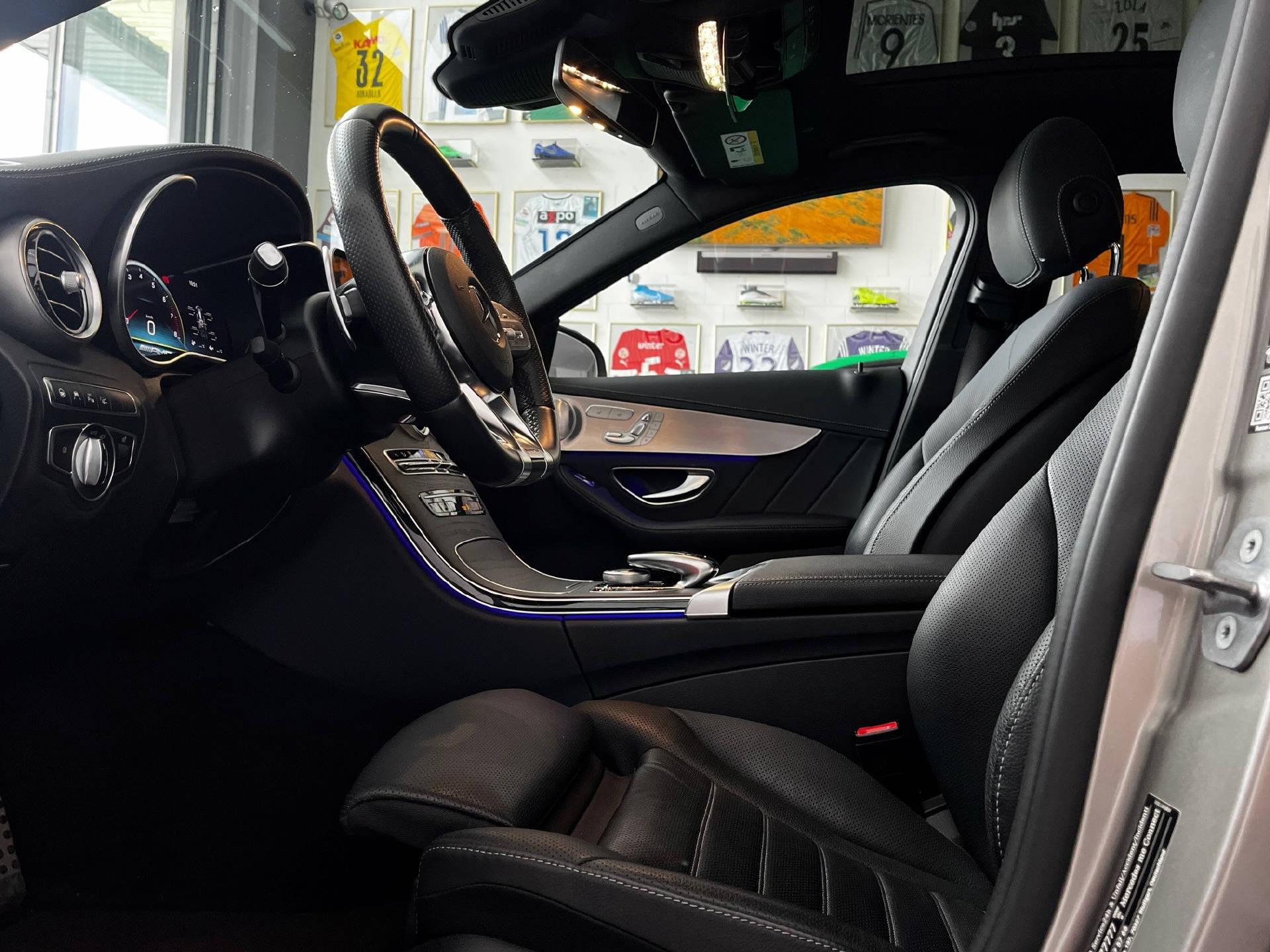 MERCEDES-BENZ C 43 AMG 4matic Kombi-image-12