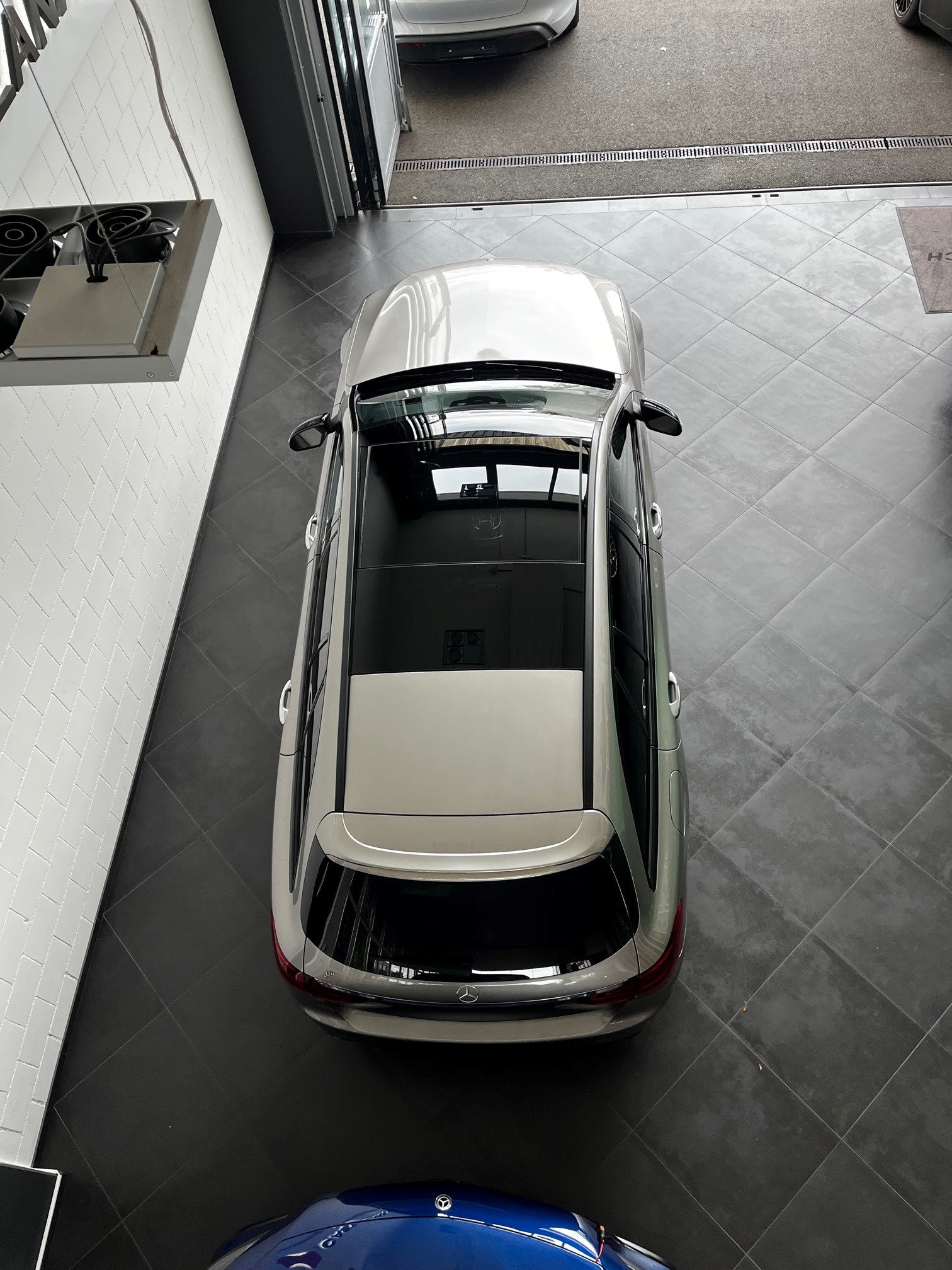 MERCEDES-BENZ C 43 AMG 4matic Kombi-image-9